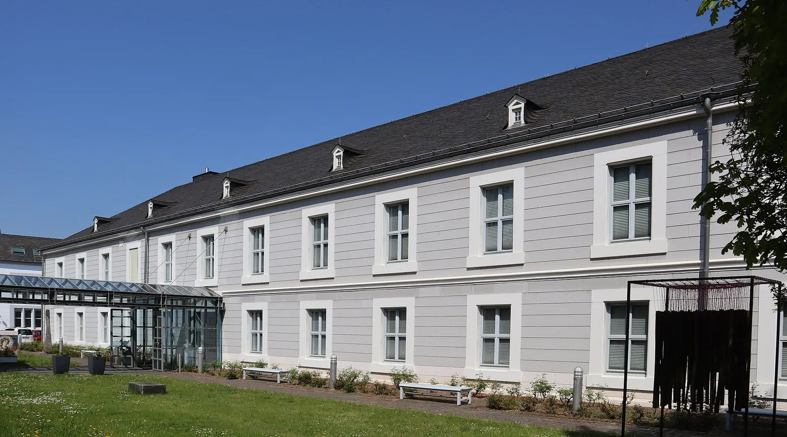 Das Museum am Dom in Trier, Backsteinbau von 1832/33